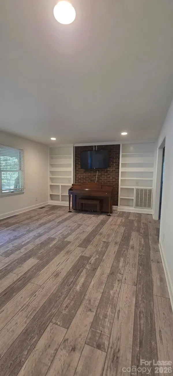 190 JP Hager TRL, Stanley, NC 28164