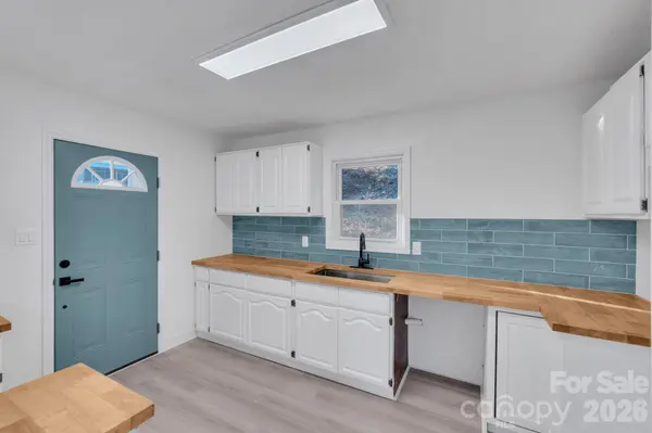 49 Livingston ST, Tryon, NC 28782
