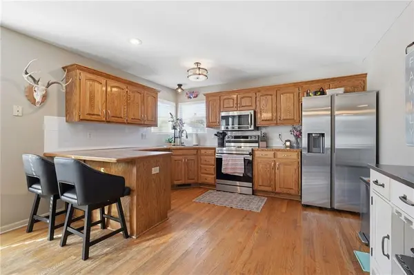 1009 Granada DR, Raymore, MO 64083