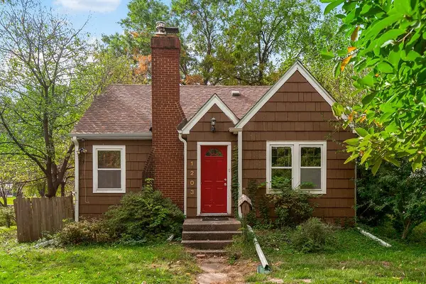 1203 W 27TH ST, Independence, MO 64052