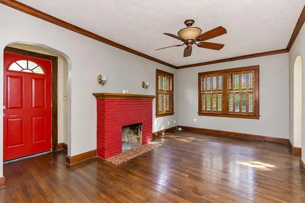 1203 W 27TH ST, Independence, MO 64052