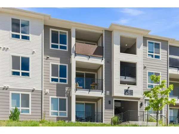 6153 N Ceylon #6-304, Denver, CO 80249
