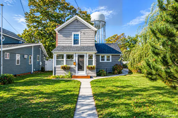 26 Nottingham AVE, Patchogue, NY 11772