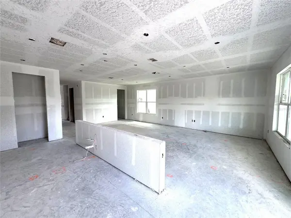 30337 EMERALD FOREST DR, Mount Dora, FL 32757
