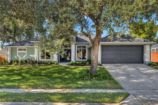 313 HAMPTON HILLS CT, Debary, FL 32713