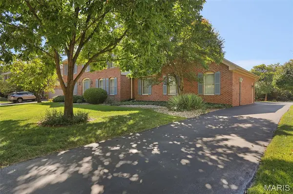 14314 Strawbridge CT, Chesterfield, MO 63017