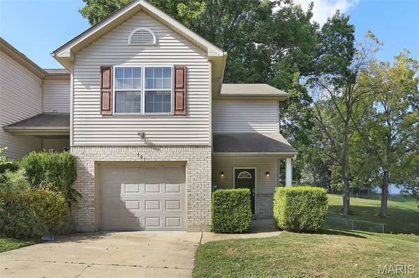 401 Birchwood CT, Washington, MO 63090