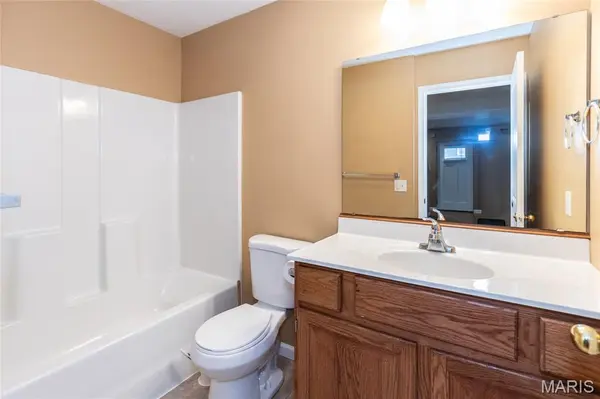 3832 McRee Ave, St Louis, MO 63110