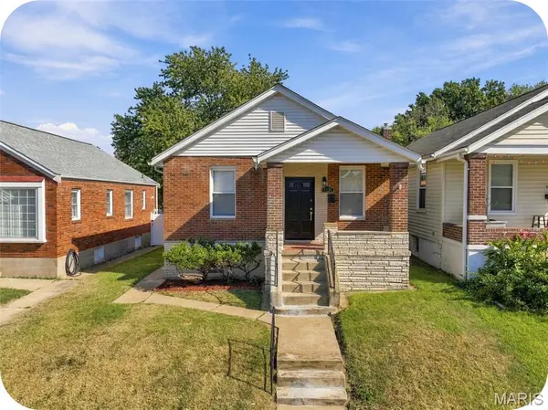 4151 Quincy ST, St Louis, MO 63116