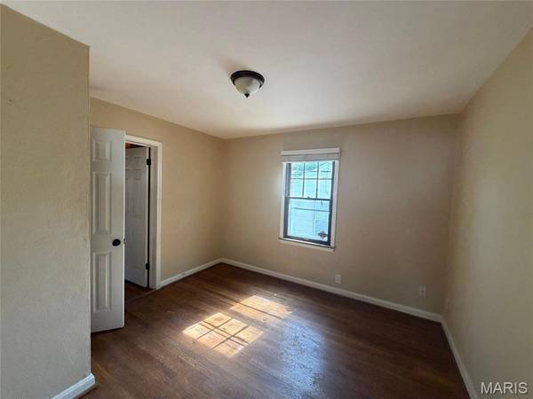7625 Belwood DR, St Louis, MO 63121