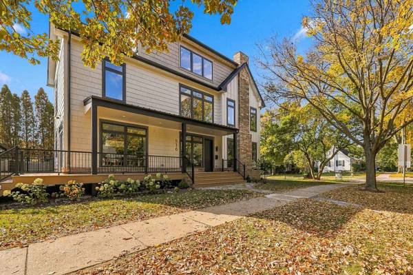 516 W 6th ST, Hinsdale, IL 60521