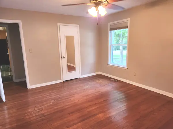 210 E Forest ST, Marengo, IL 60152