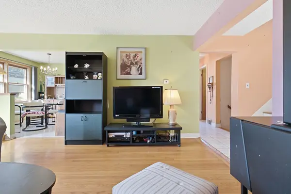 3745 Scott ST, Schiller Park, IL 60176