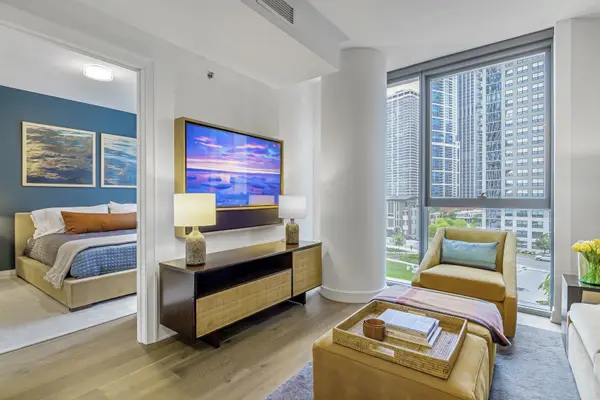 211 N Harbor DR #2505, Chicago, IL 60601