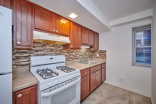 2609 W Fitch AVE #G, Chicago, IL 60645