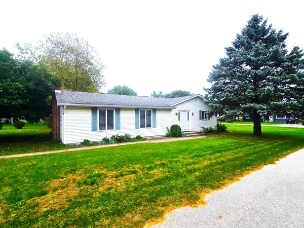 201 W Walnut ST, Morocco, IN 47963