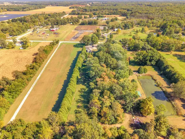 11880 N 500, San Pierre, IN 46374