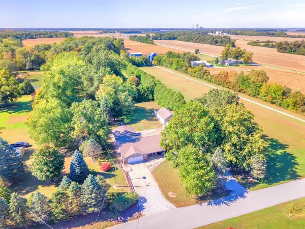 11880 N 500 E, San Pierre, IN 46374