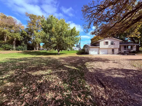 108 Division ST W, Brownton, MN 55312
