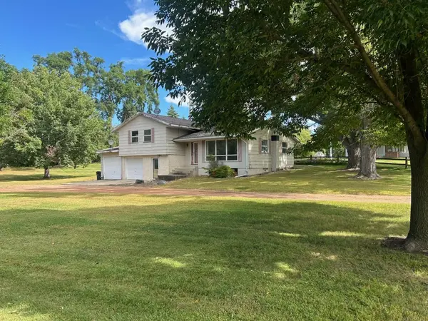108 Division ST W, Brownton, MN 55312