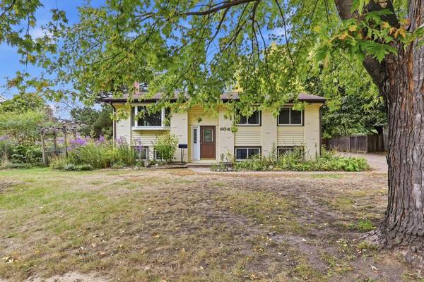 9087 Northwood Pkwy, New Hope, MN 55427
