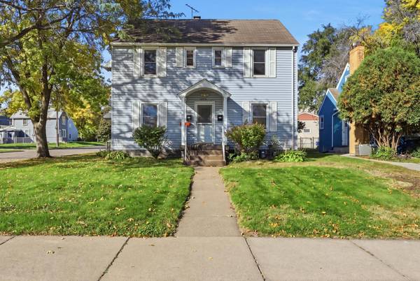 1049 Gorman AVE, West Saint Paul, MN 55118