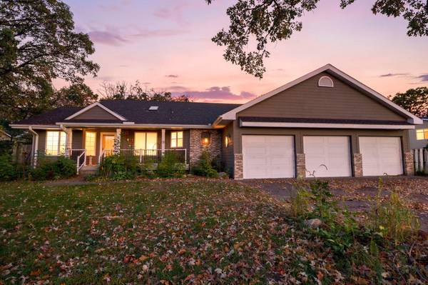 12354 Magnolia CIR NW, Coon Rapids, MN 55448