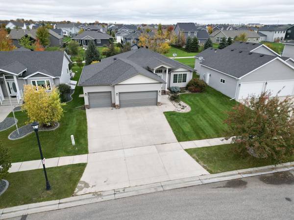 222 30th AVE E, West Fargo, ND 58078