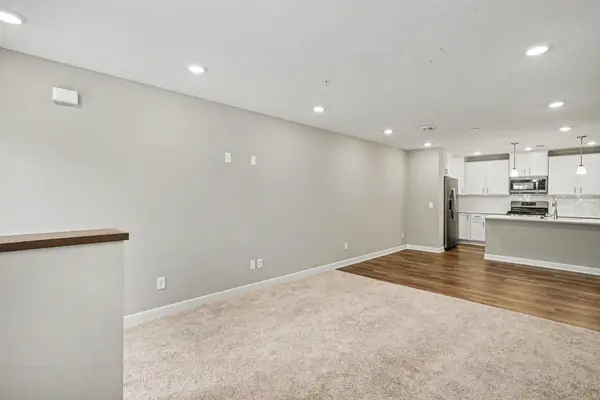 1218 Upper 142nd ST E, Rosemount, MN 55068