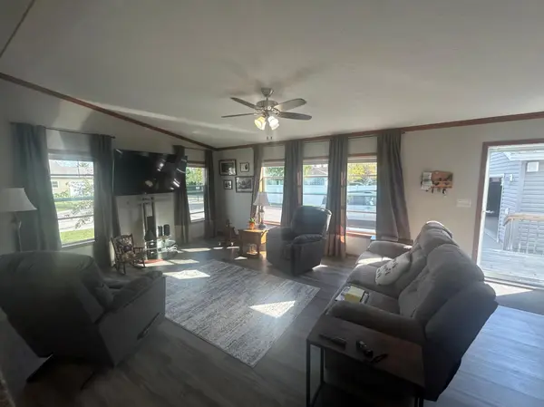 4319 Daffodil AVE SE, Rochester, MN 55904