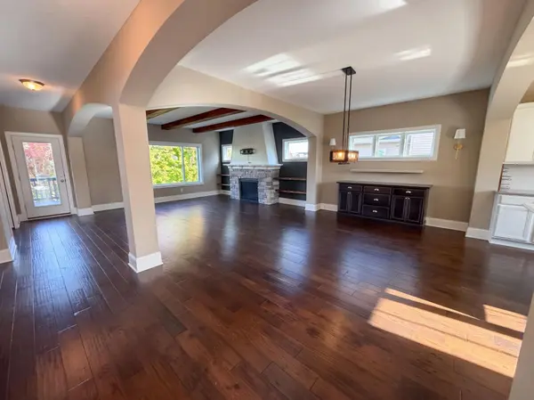 1120 Francesca CT, Chaska, MN 55318
