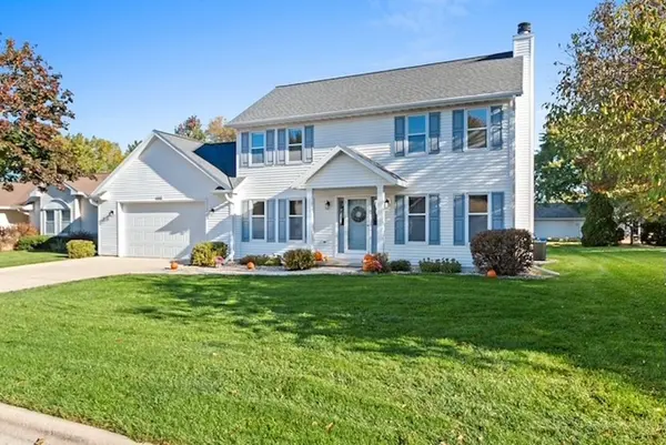 1957 PIKE LN, De Pere, WI 54115-3746