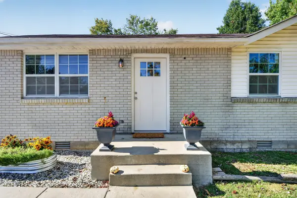 7103 Hall Ln, Fairview, TN 37062