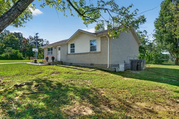 7103 Hall Ln, Fairview, TN 37062