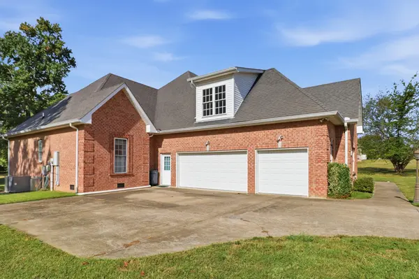 620 Greene Dr, Lebanon, TN 37087