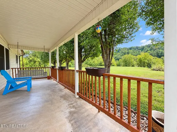 196 Sweetwater Rd, Philadelphia, TN 37846