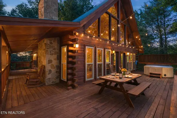 531 Gatlin Drive, Gatlinburg, TN 37738