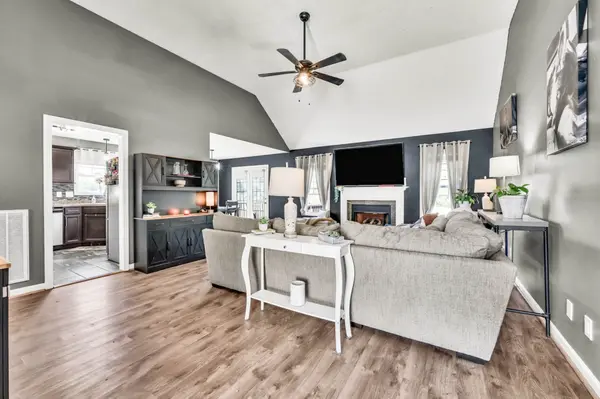 1312 Morstead Dr, Clarksville, TN 37042