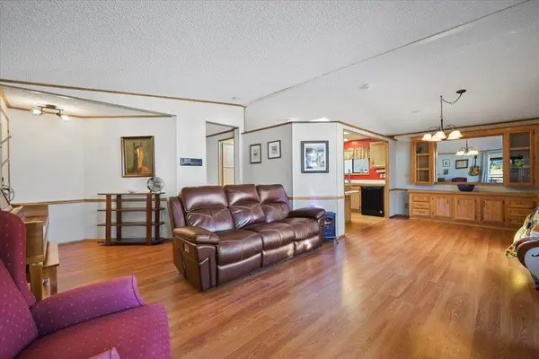 3316 E Valley Forge Ln, Mead, WA 99021