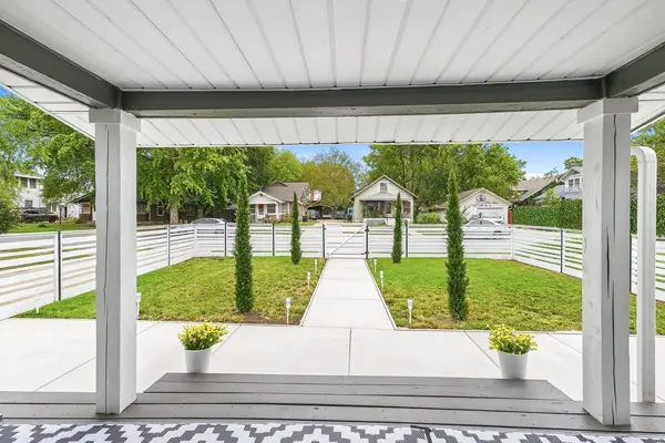 325 N Topeka St, El Dorado, KS 67042-1747
