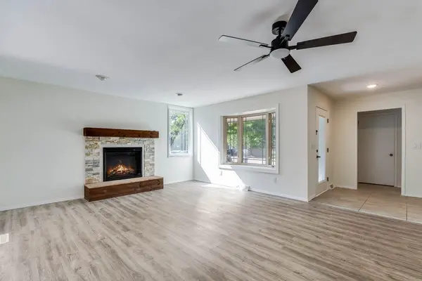 630 N Oak Forest Ln, Derby, KS 67037