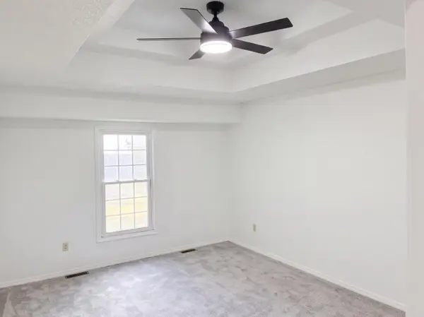3651 S Meadowlark AVE, Springfield, MO 65807