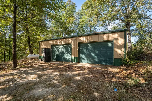 1549 Elm Springs RD, Aurora, MO 65605
