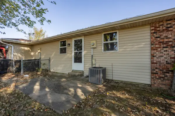 241 N Northview CIR, Fair Grove, MO 65648