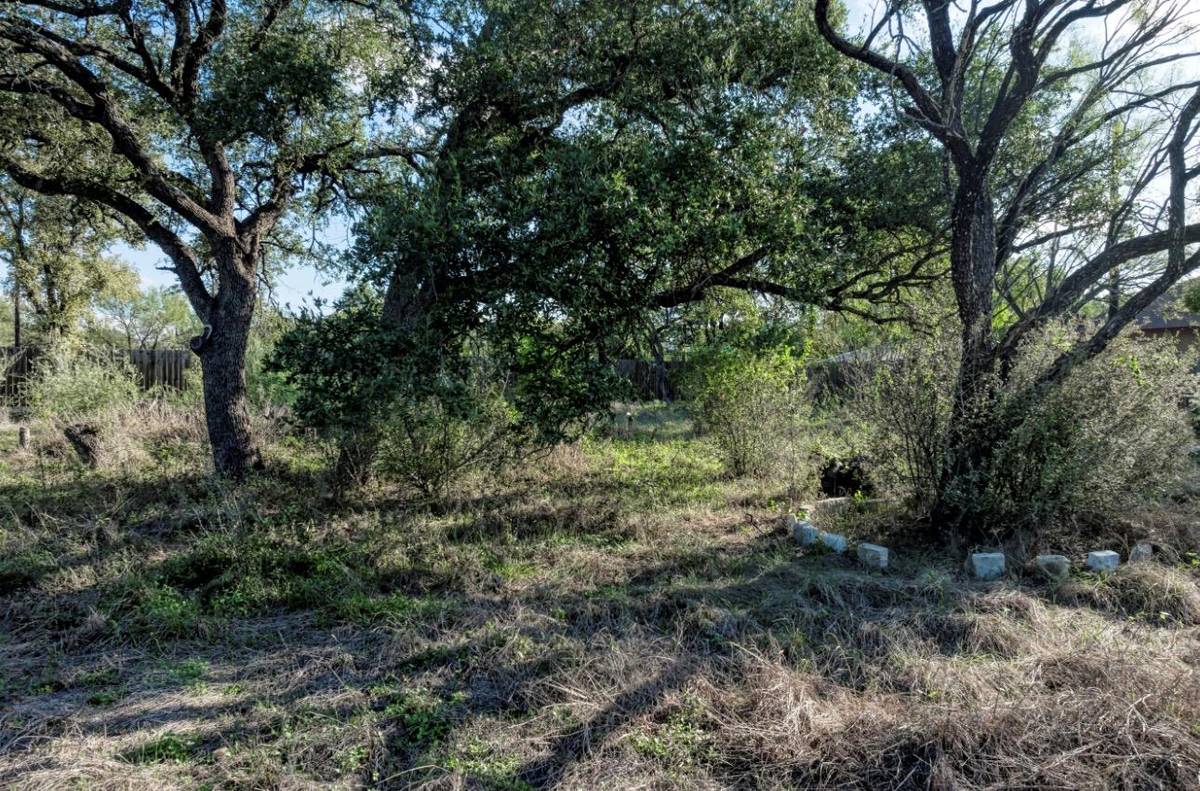 Lots 111-112 Moss Valley LN, Granite Shoals, TX 78654