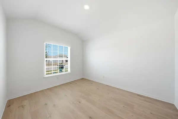 217 W Luna Blue LN, Jarrell, TX 76537