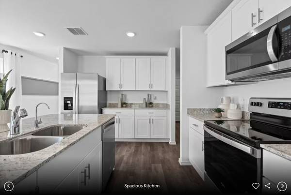 312 Hodge LN, Liberty Hill, TX 78642