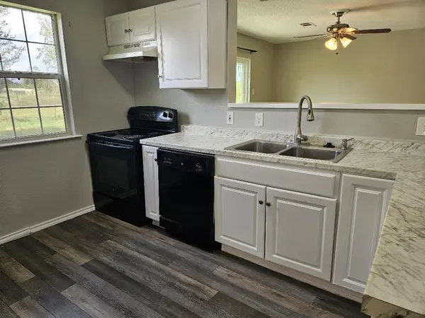 1778 Fm 1704 #C, Elgin, TX 78621