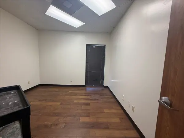 8011 Cameron RD #105, Austin, TX 78754
