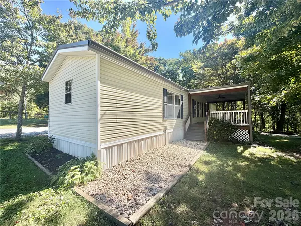 267 Dishmon Family DR, Statesville, NC 28625